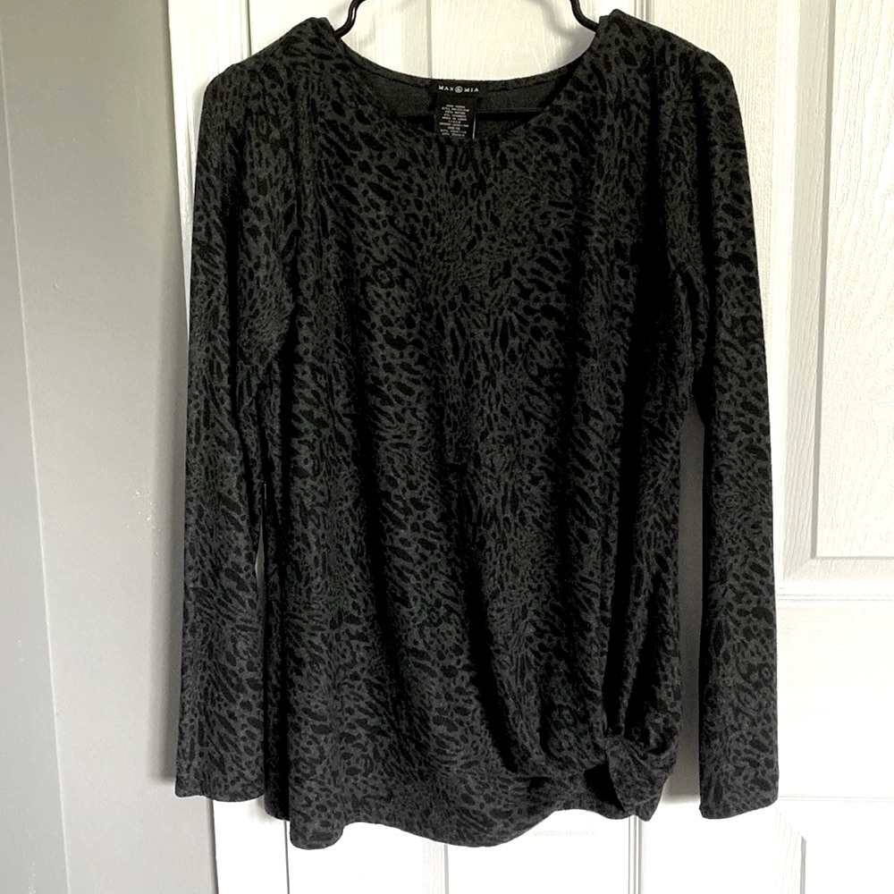 Max & Mia - Long Sleeve Top (XS)